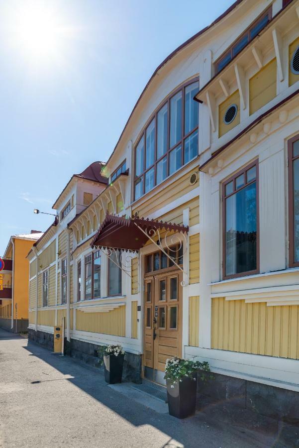 De Gamlas Hem Hotel & Restaurant Оулу Екстер'єр фото
